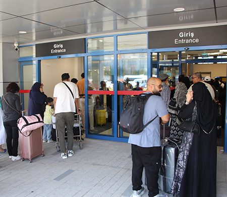 Ummanlı kafile Trabzon'dan ülkesine dönüyor