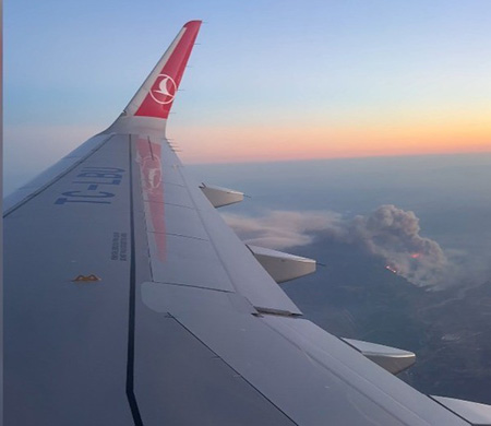 Yangının boyutu THY uçağından görüntülendi