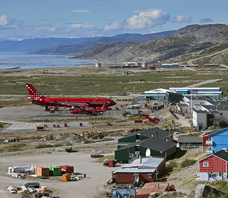 Bomba tehdidi nedeniyle havalimanı tahliye edildi