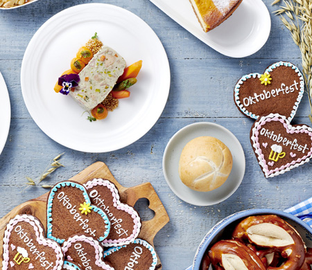 Emirates, Uçuşlarda ve Loungelerde Oktoberfest Başlattı
