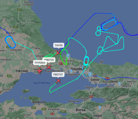 Uçaklar İstanbul semalarında tur atıyor!