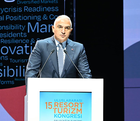 Bakan Ersoy; 'Erken rezervasyon indirimlerini erkenden kapatmayın"