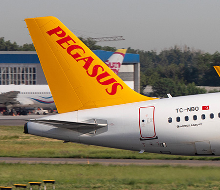 Pegasus’un Antalya uçağı Çukurova’ya Yönlendirildi