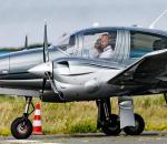 Almanya Başbakan'ının uçağına saldırı girişimi