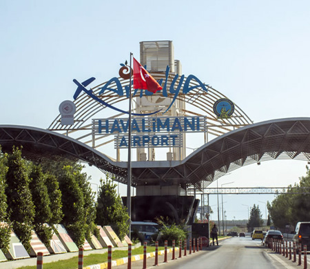 Antalya Havalimanı’nda Yol Çalışması Başladı: Tek Şerit Uygulaması Devrede