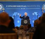 Trump'tan ICE Çalışanlarına Havalimanı Görevi