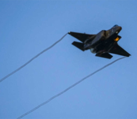 İsrail: "50'den fazla savaş uçağı Tahran’daki askeri hedefleri vurdu"