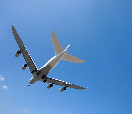 O ülkeden 200 bin turiste ücretsiz uçak bileti