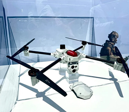 Fransa ordusu yeni dronunu teslim aldı