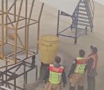 Kalkış öncesi yolcu uçağında yakıt sızıntısı!