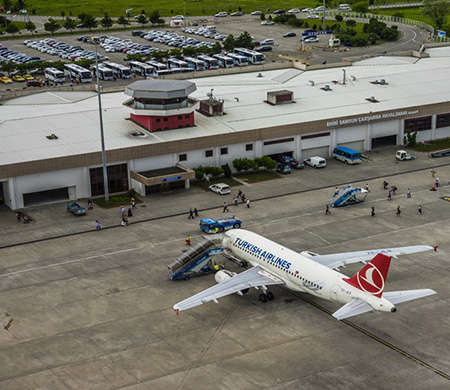 Samsun Havalimanı için modern terminal çağrısı