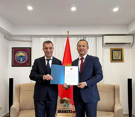 Zafer Halidi'ye Türkiye-Kırgızistan ilişkilerinde önemli görev