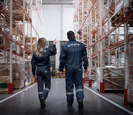 Çelebi'de yeni kıyafet dönemi başladı