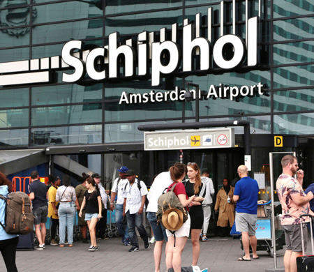 Schiphol Havalimanı'nda yolcu sayısı artmaya devam ediyor
