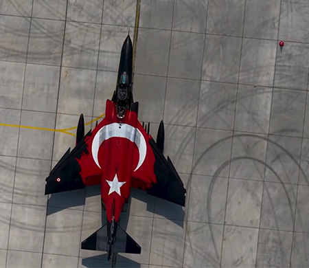 Hava Kuvvetleri Komutanı Dalkıran ve İngiliz mevkidaşından F-4 ile uçuş