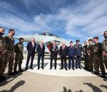 Güler ve Starmer'den TUSAŞ’a ziyaret