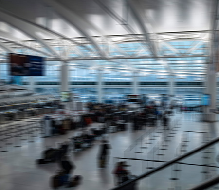 ABD saldırı sonrası başvuruları süresiz olarak askıya aldı