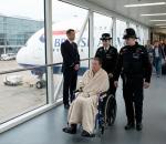 Yolcu uçağında akıl almaz olay... Kabin memuru gözaltına alındı!