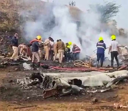 Hindistan'da uçak faciası; Başbakan Yardımcısı hayatını kaybetti