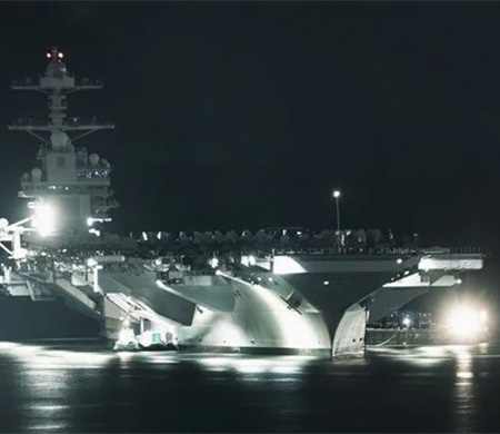 NATO'ya ait uçak ABD uçak gemisi için havalandı