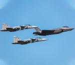 F-35 ile Gripen arasındaki farklar dikkat çekti