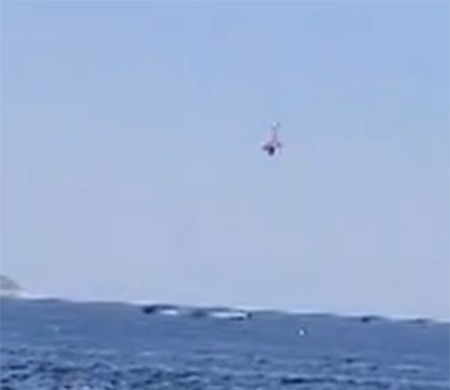 Brezilya'da küçük uçak denize düştü!