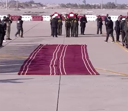 Uçak kazasında hayatını kaybeden heyet için Trablus Havalimanı'nda tören