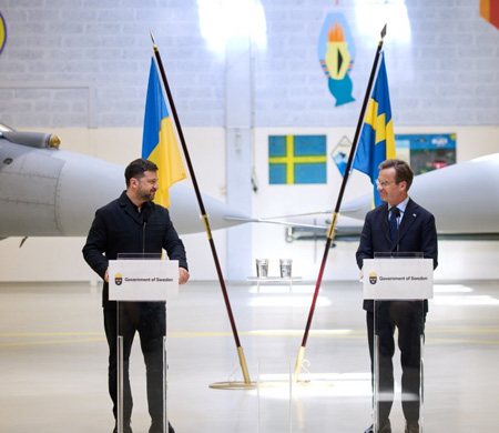 İsveç'ten Ukrayna'ya dev savaş uçağı desteği: Hedef 150 Gripen