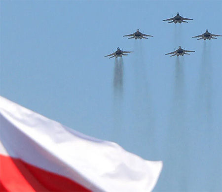 F-16'lardan nefes kesen gösteri