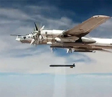 Rusya’da Tu-95 stratejik bombardıman uçağı düştü: 6 ölü