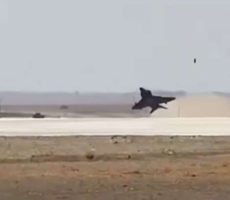 TEKNOFEST Provasında F-4 Phantom Uçağı Tehlike Atlattı