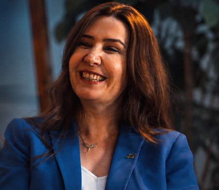 Havacılıkta Sınır Tanımayan Kadınlar: Özlem Oral
