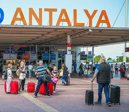 Antalya turizmde tarihi zirveye ulaştı