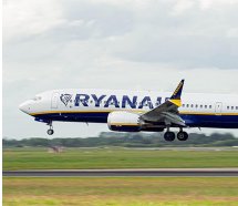 Pilot rahatsızlandı uçak Ryanair uçağı acil iniş yaptı